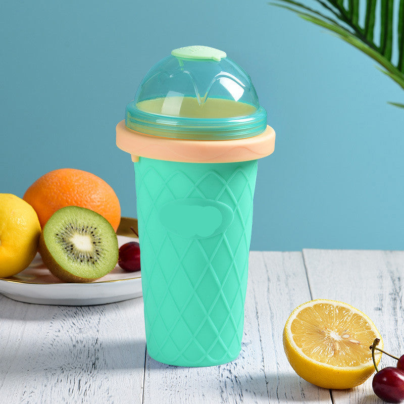 Pinch Into An Ice And Quickly Make A Smoothie Cup