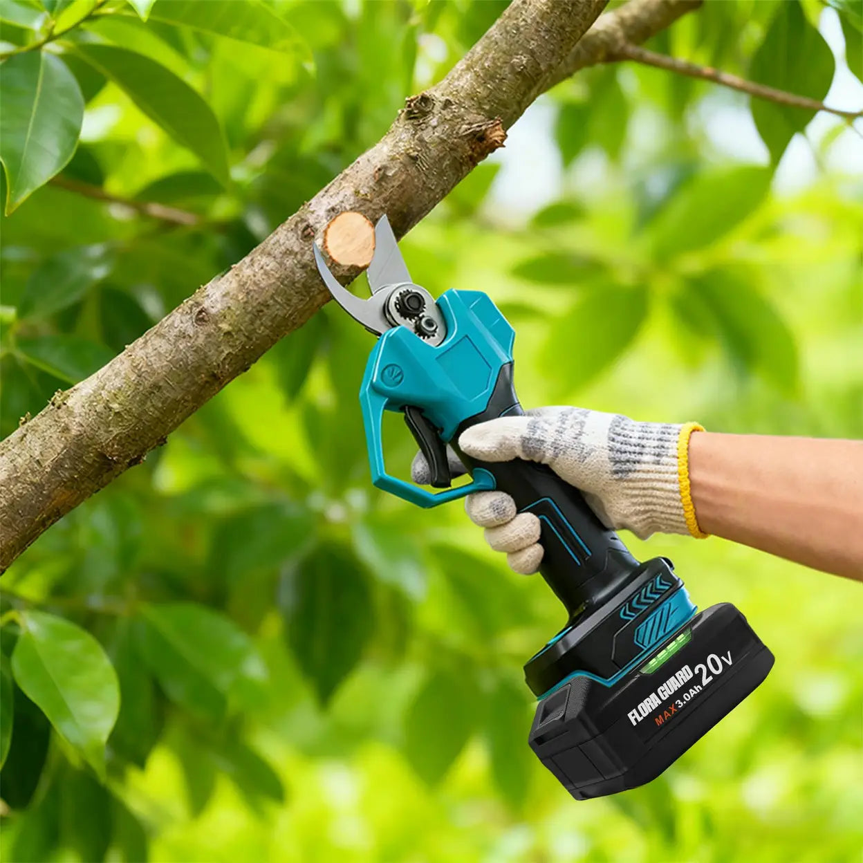 Flora Guard 35mm Cordless Electric Pruning Shears – 2×3000mAh Battery & 1A Charger, 35mm Cutting Diameter Power Garden Pruner for Thick Branches and Trees